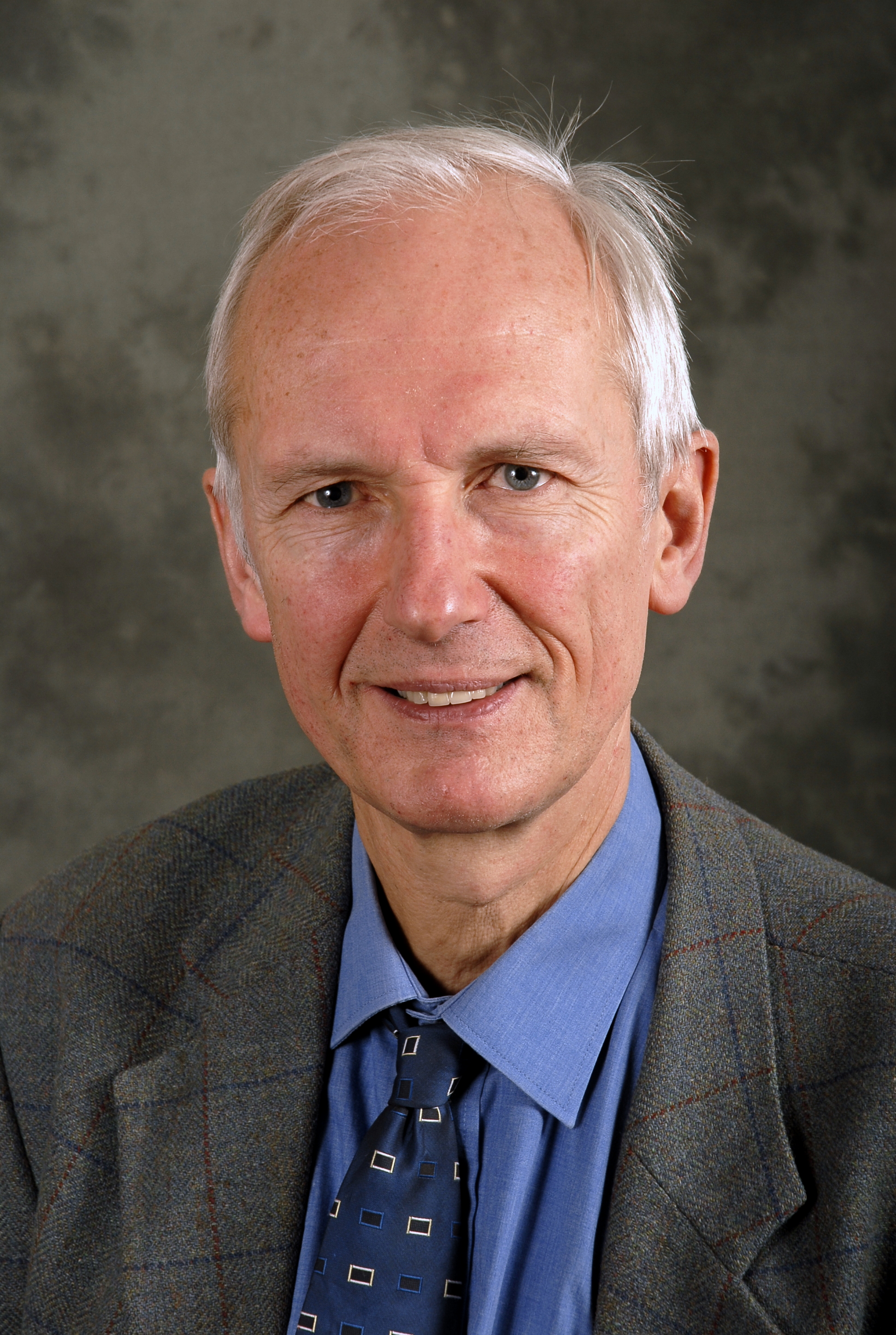 Ian Miles